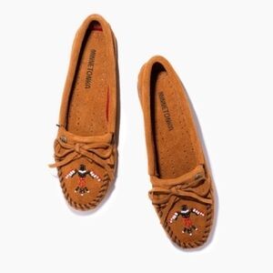 COPY - Minnetonka Kilty Moccasins with beaded thunderbird